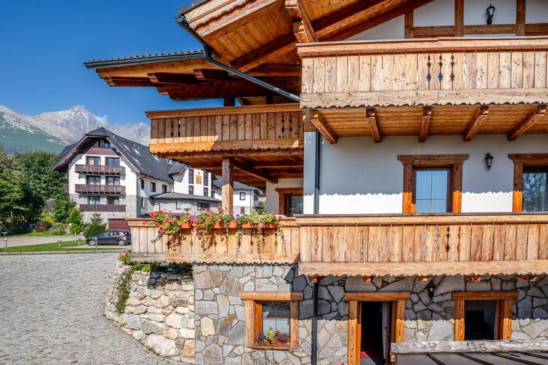 Kwatera prywatna Tatrachalet Lomnica Rent *